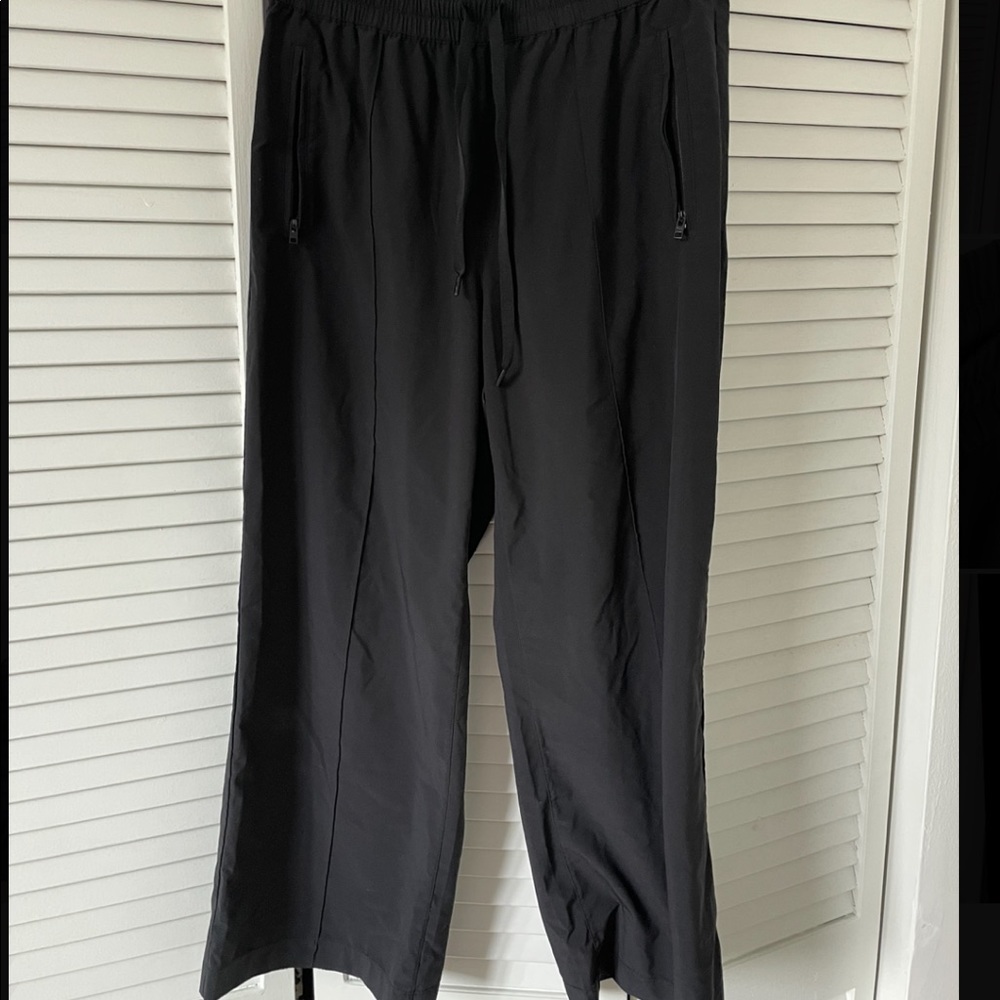 Tna by Aritzia Casual Pants